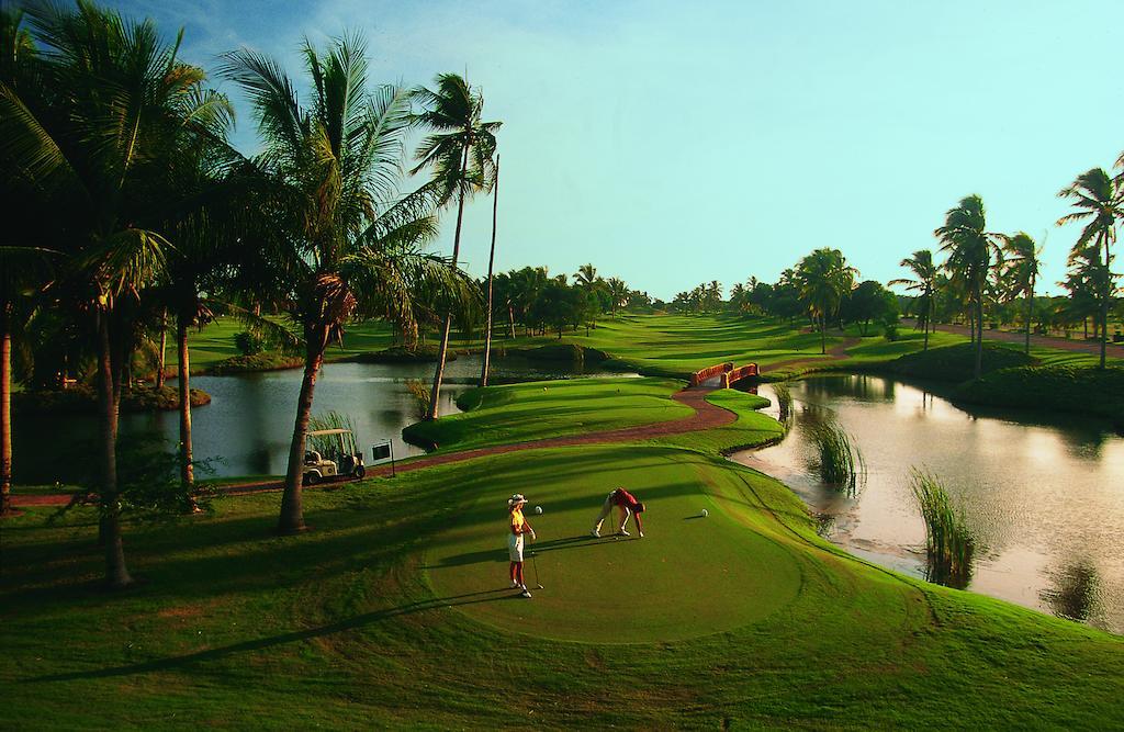 Grand Isla Navidad Golf & Spa Resort With Marina Barra de Navidad Exterior photo